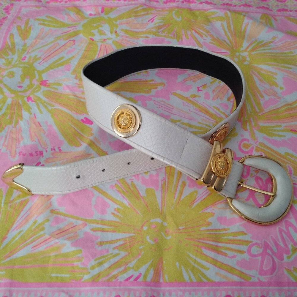 ❤️Vintage Womens ST MAARTEN DALLAS Off White Reptile and Medusa Head Belt SZ 28